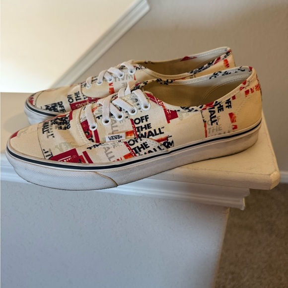Vans Men’s Official Packaging Label Cream and Red Graphic Sneakers Sz 11 - Picture 1 of 8
